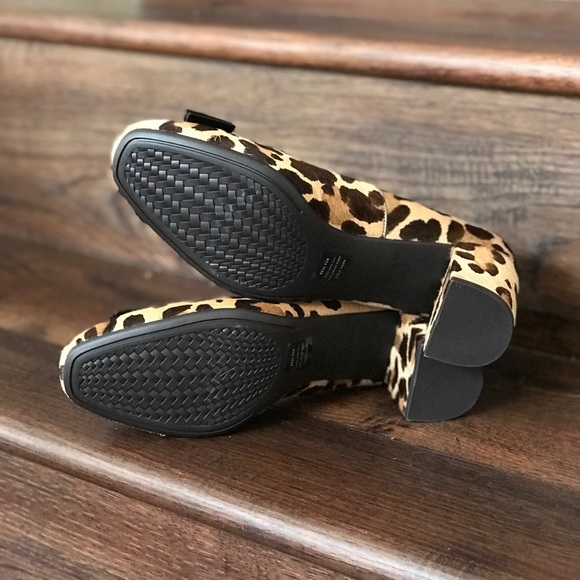 Tali Bow Genuine Calf Hair Pump - Picture 3 of 4